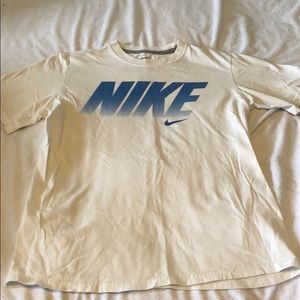 Boys L Nike old school Tshirt